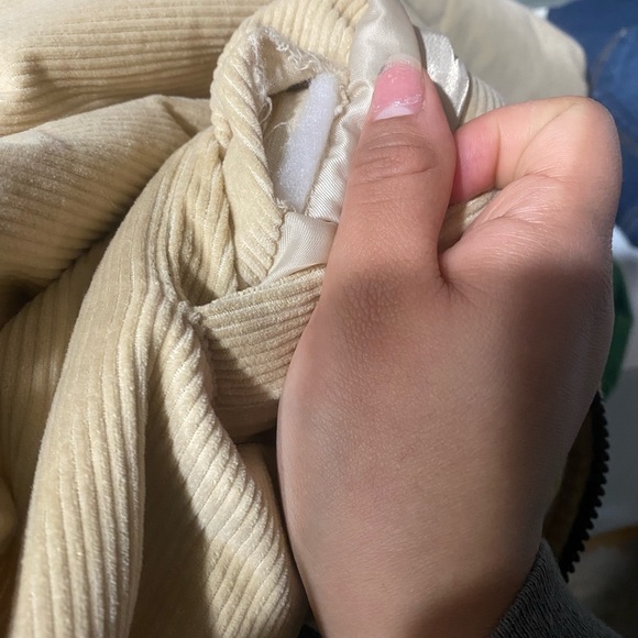 Cropped corduroy puffer jacket - Picture 4 of 6